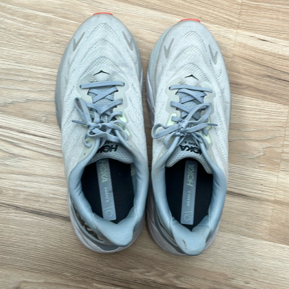 Hoka Arahi 6 women’s 11